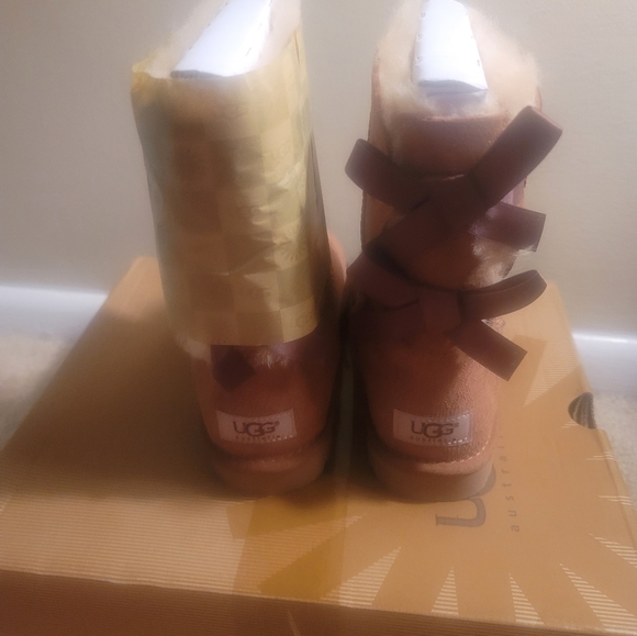 Ugg Women S Bailey Bow Chestnut Mid-Calf Sheepskin Boot - 5M - Picture 6 of 11